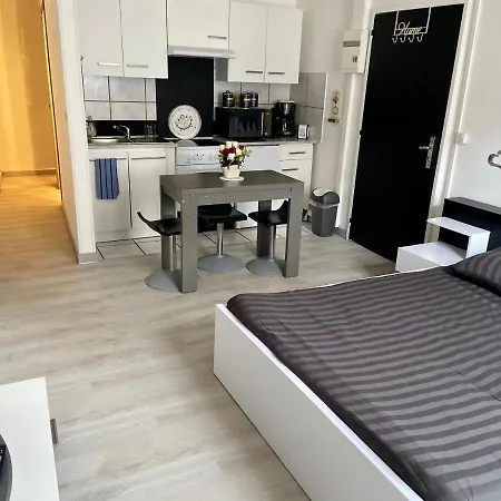 Chez Chris Moret-sur-Loing